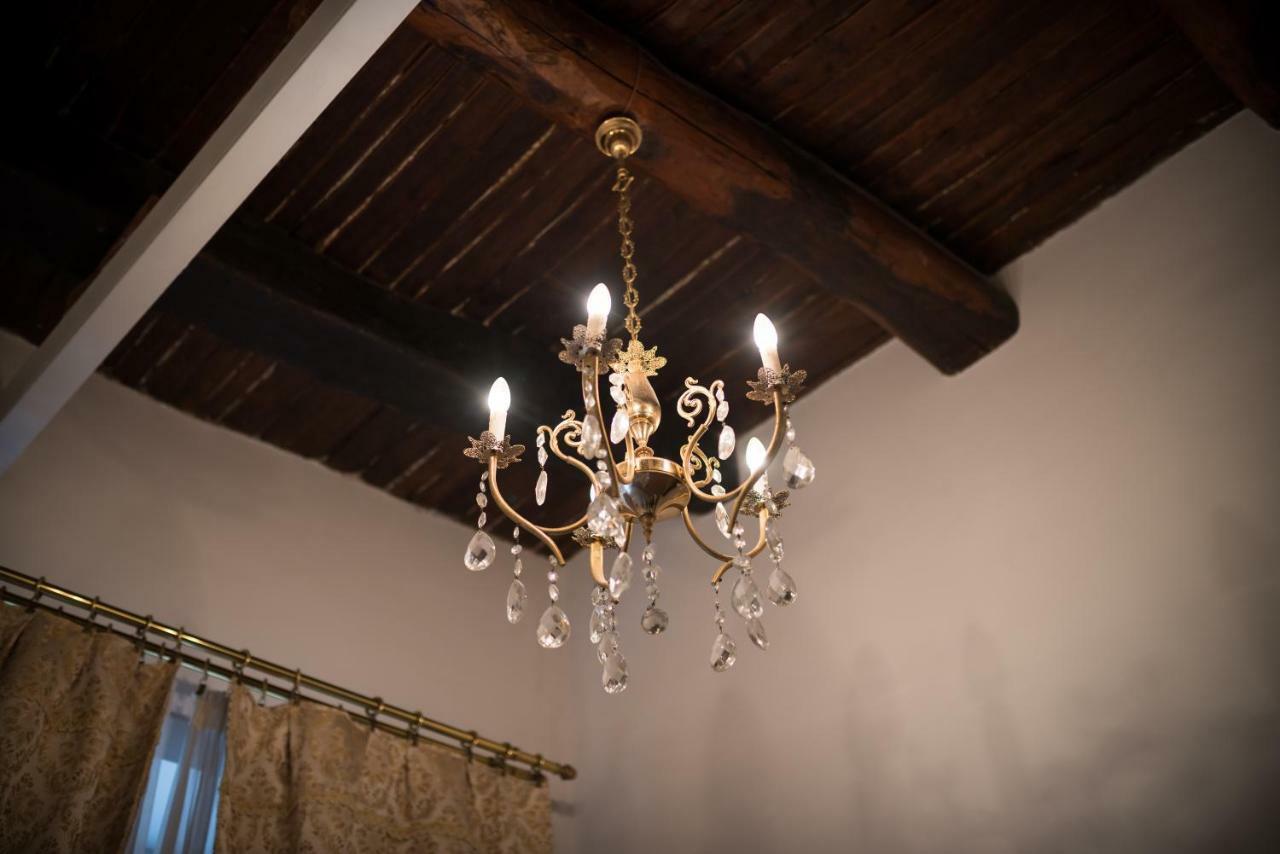 Appartement Edoardo Al Plebiscito à Naples Extérieur photo
